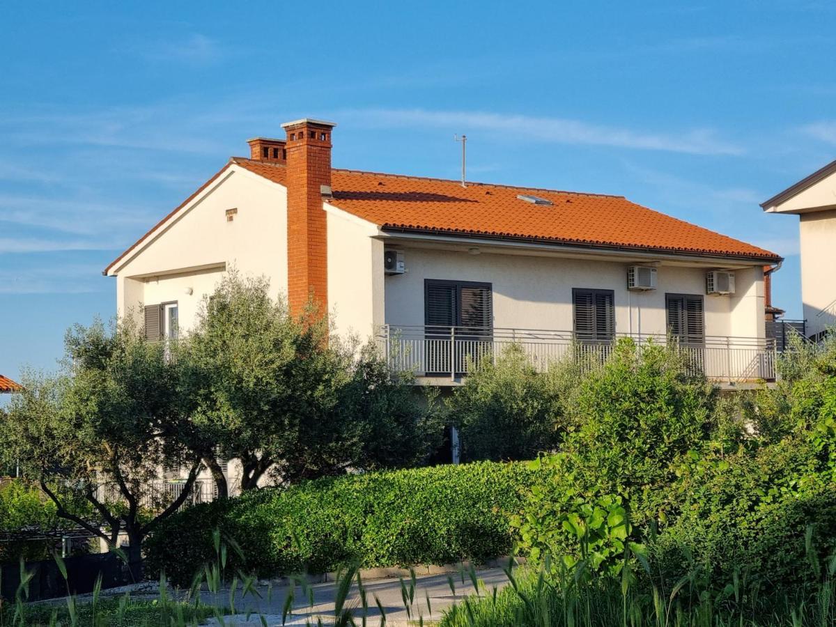 Apartman Meri PUY Exterior foto
