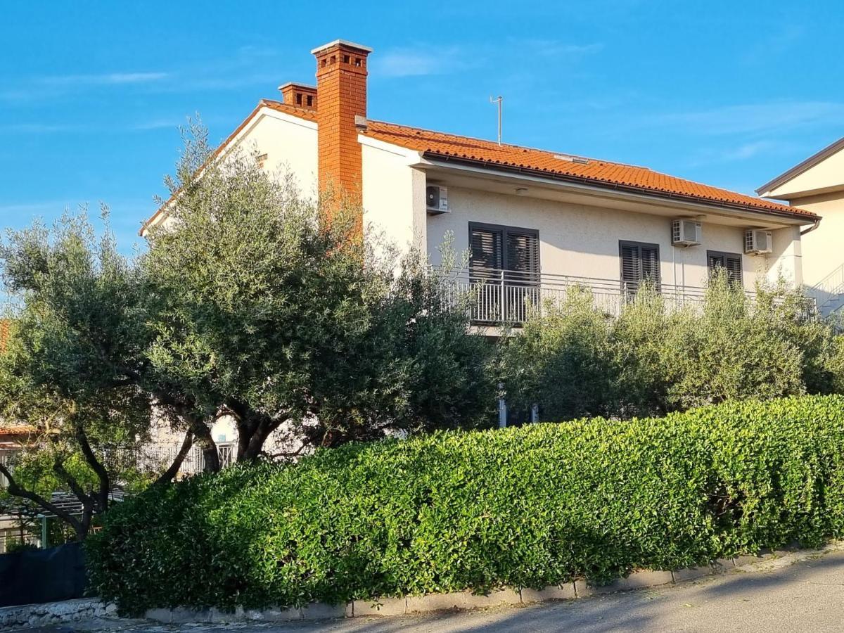 Apartman Meri PUY Exterior foto