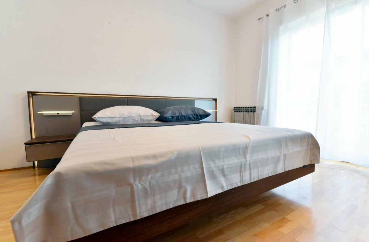 Apartman Meri PUY Exterior foto