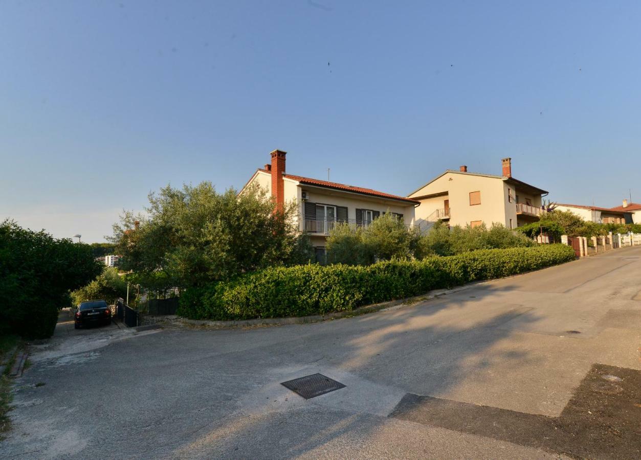 Apartman Meri PUY Exterior foto